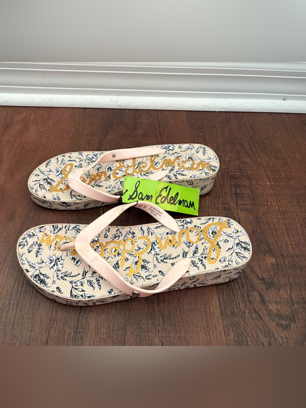 Sam Edelman Kylie Women's Size 10M Pink Floral Platform Flip Flop Sandals